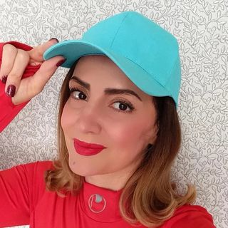 ناهید مداحی